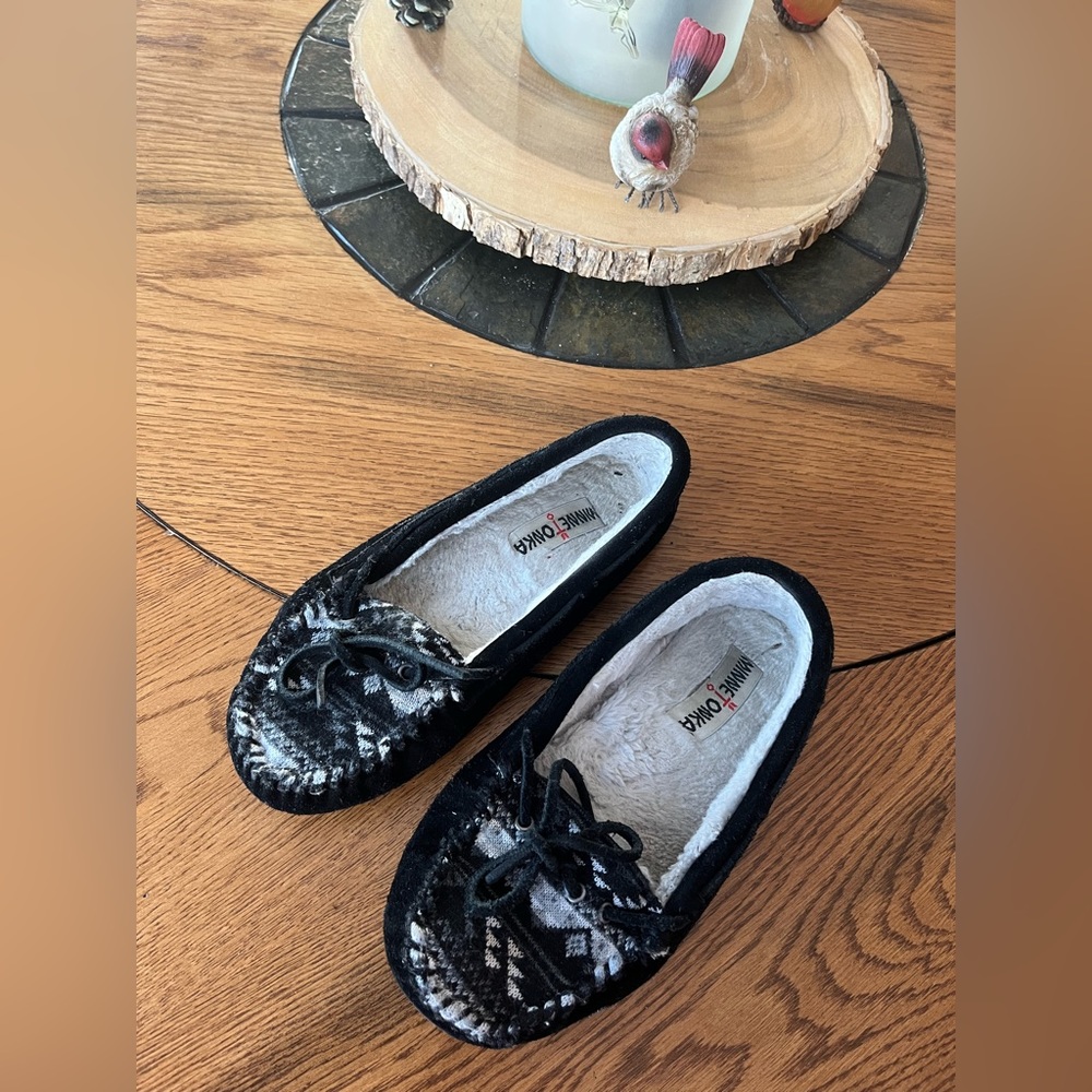 Minnetonka Moccasins 💙 ❄️
